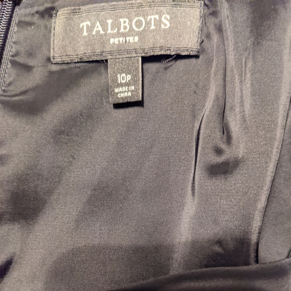 Talbot's Black Skirt Size 10P - Picture 3 of 3